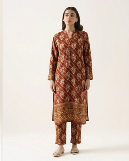 2PC Lawn Unstitched Code : 11