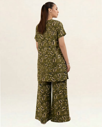 2PC Lawn Unstitched Code : 22