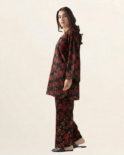 2PC Lawn Unstitched Code : 23