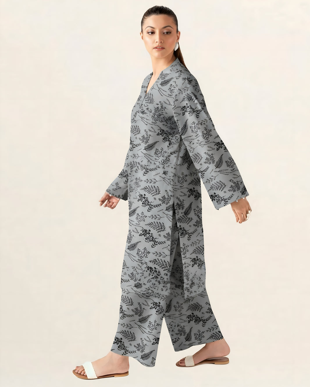 2PC Lawn Unstitched Code : 26