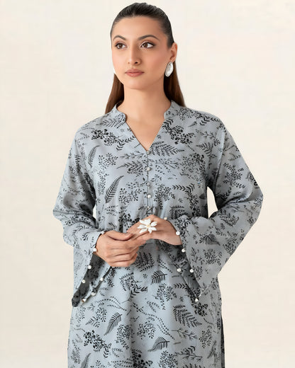 2PC Lawn Unstitched Code : 26