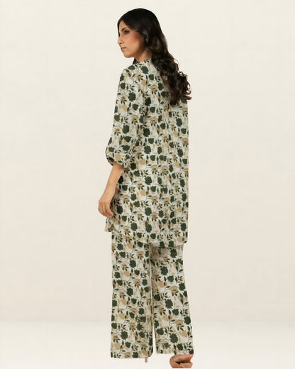 2PC Lawn Unstitched Code : 31